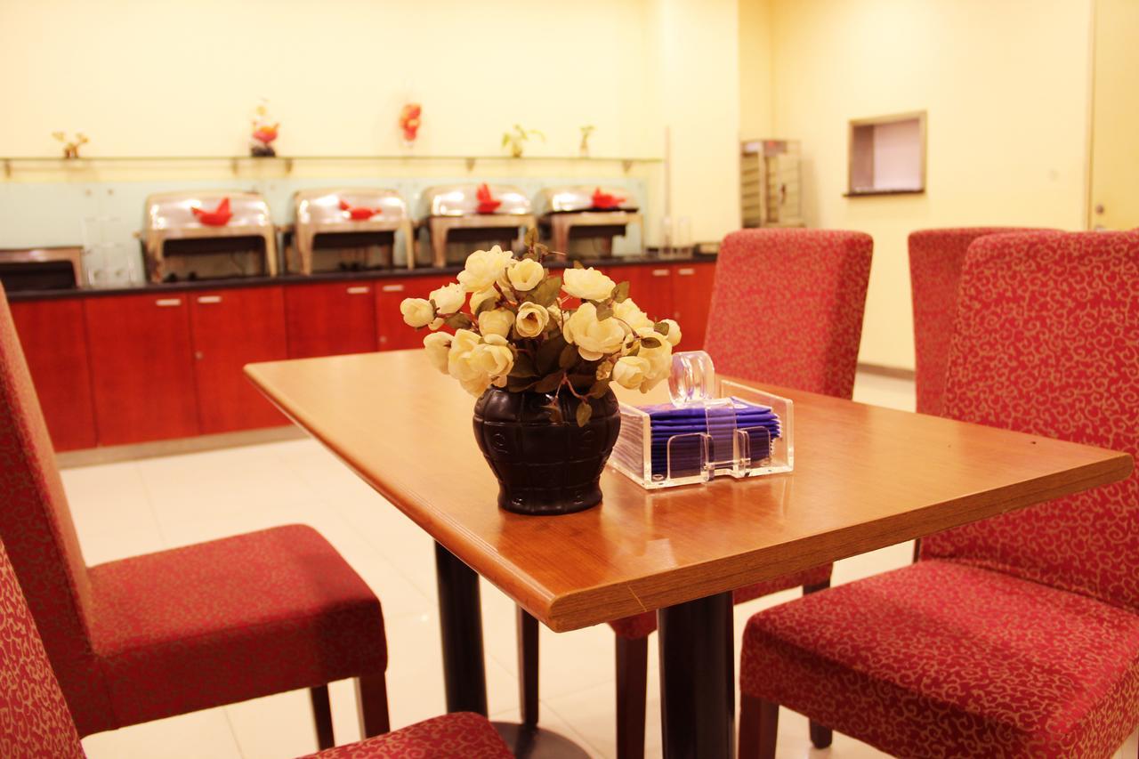 Hanting Express Shanghai Zhabei Park Branch Екстериор снимка