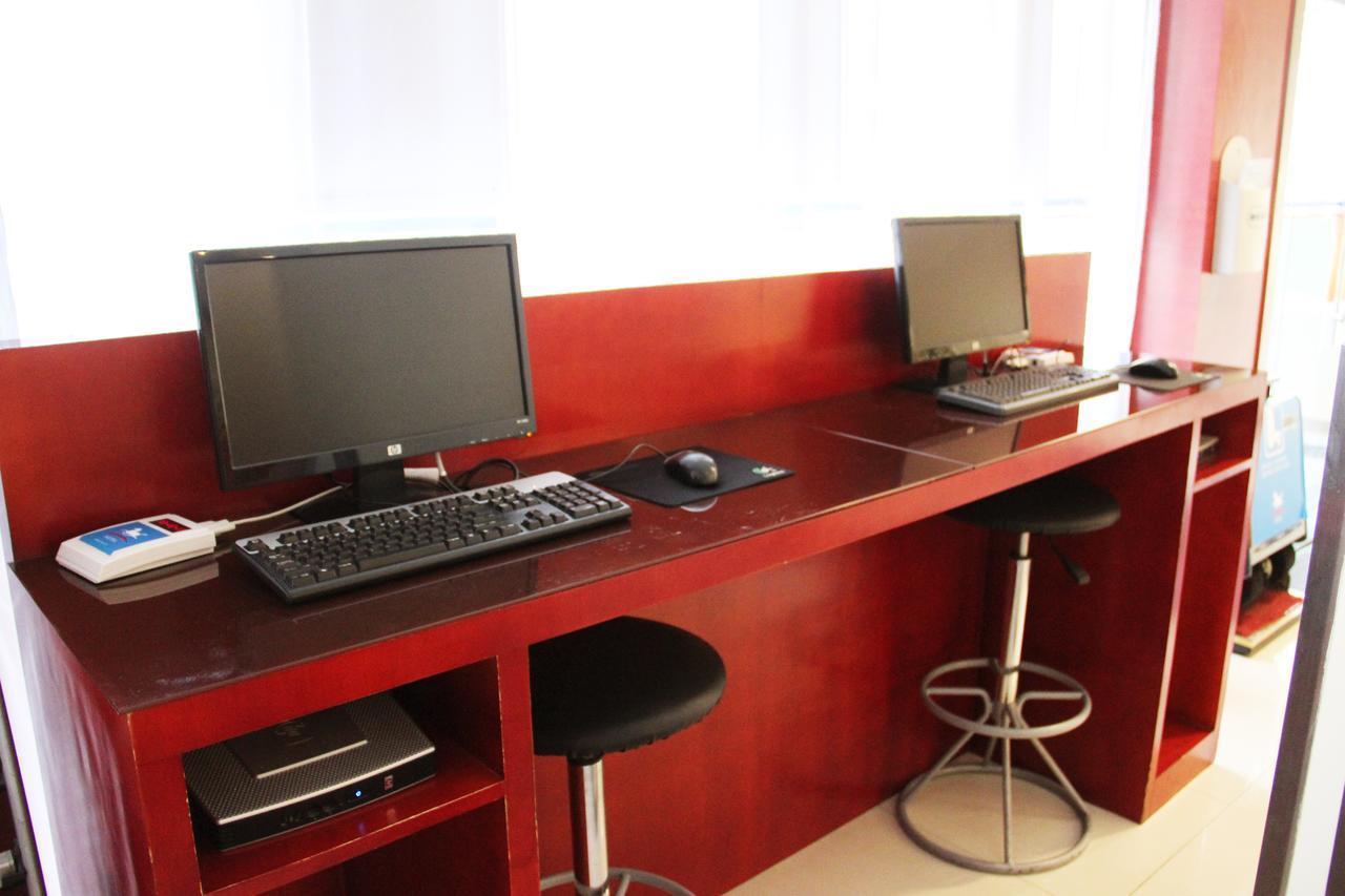 Hanting Express Shanghai Zhabei Park Branch Екстериор снимка